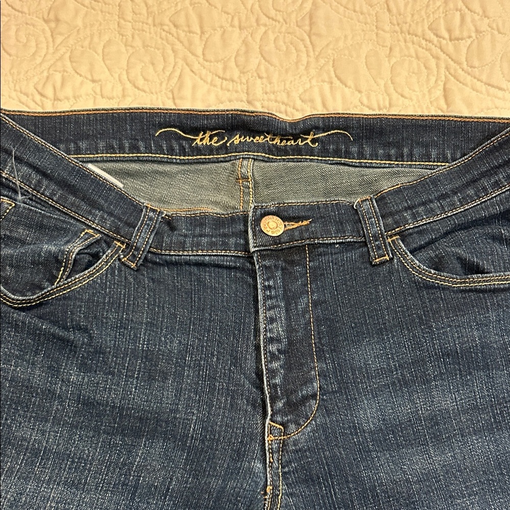 Women's Old Navy sweetheart Dark Blue Boot Cut Jeans 12 long